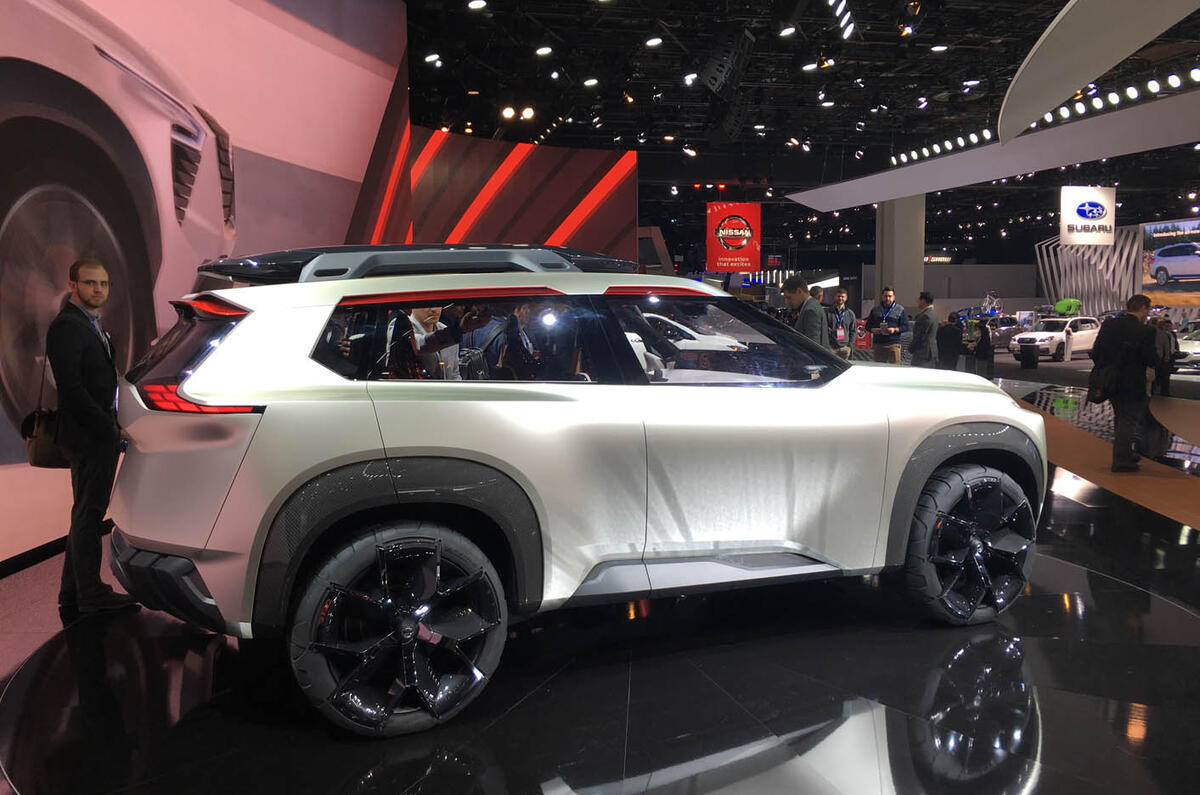 Nissan Xmotion concept unveiled