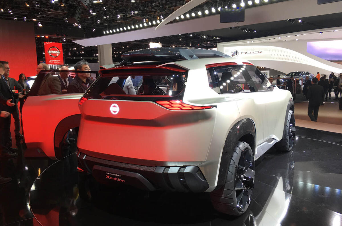 Nissan Xmotion concept unveiled