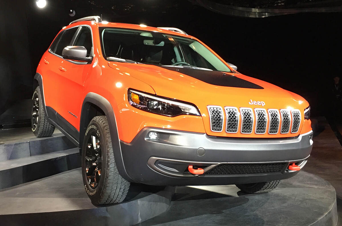 Jeep Cherokee revealed ahead of Detroit motor show