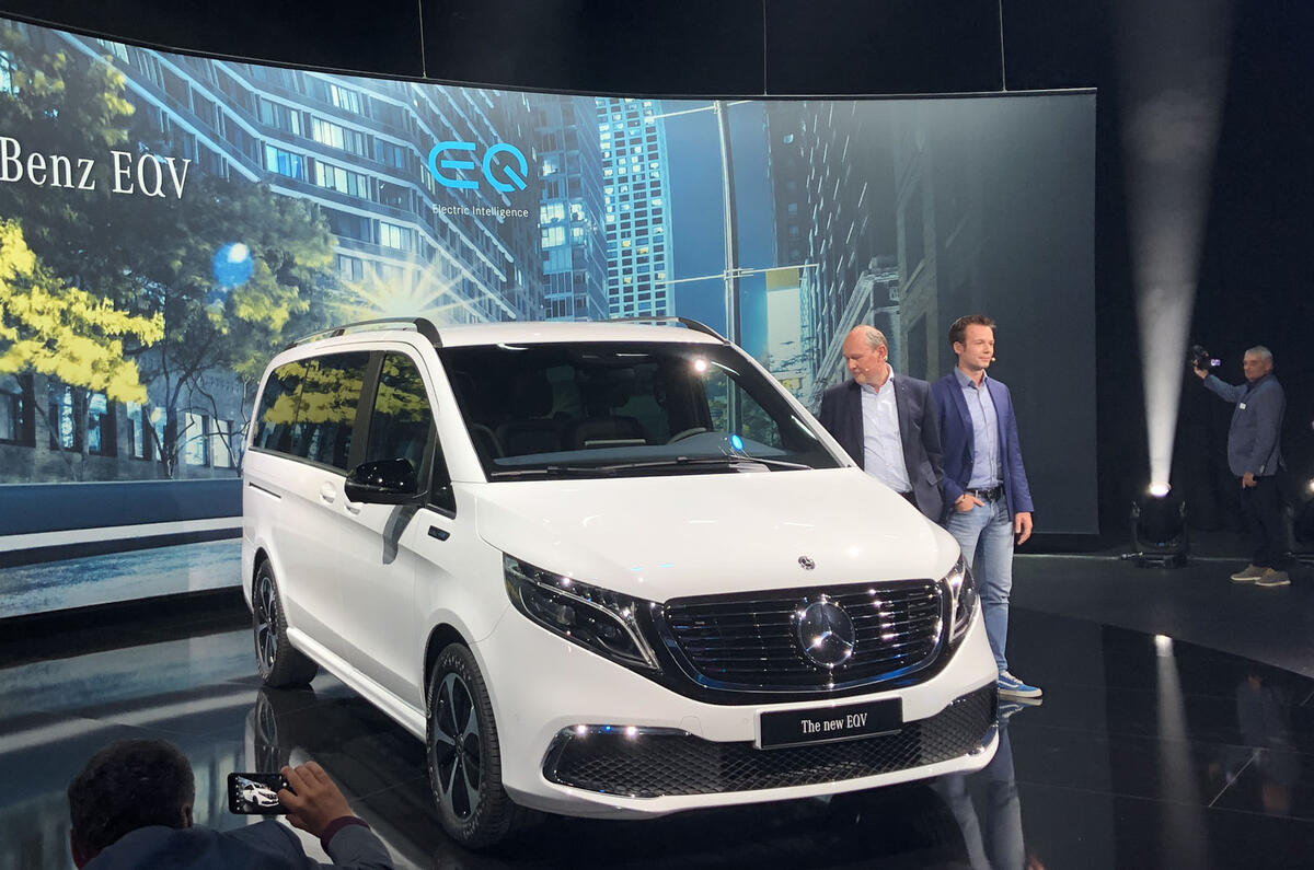 Mercedes-Benz EQV official reveal - front 3/4