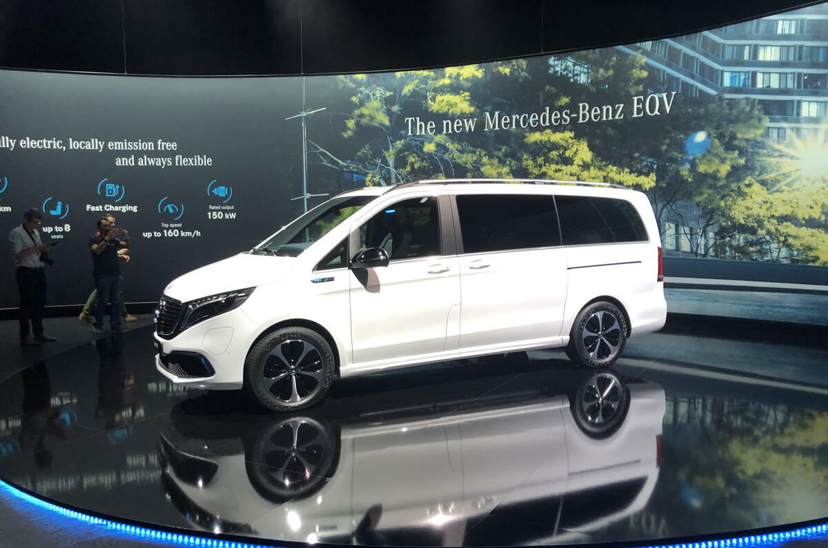 Mercedes-Benz EQV official reveal - front 3/4