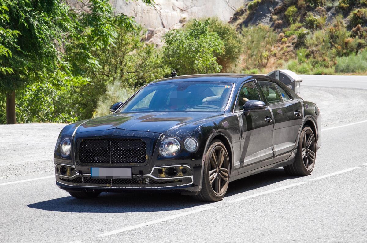 Bentley Flying Spur plug-in hybrid 