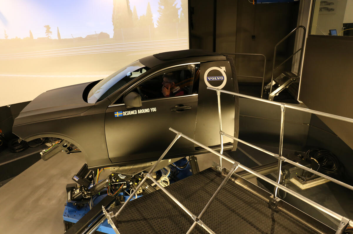 Trying out Volvo's XC60 chassis simulator