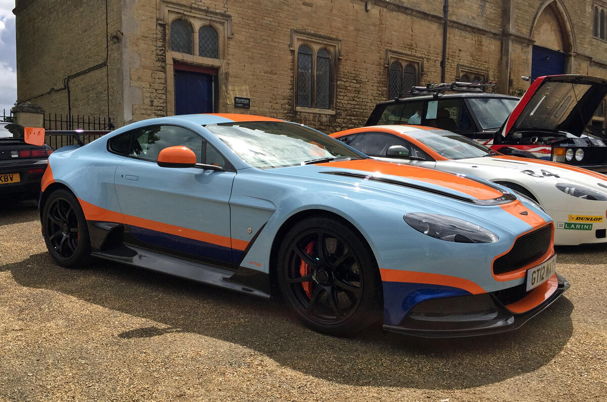 Aston Martin Vantage GT12 Aston Martin Vantage GT12