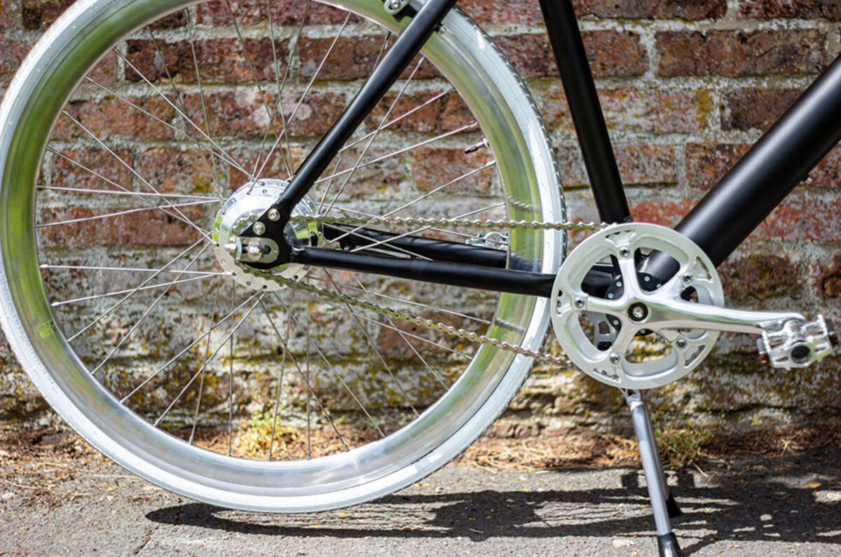 Striking white-walled tyres provide a smooth ride and inspire confidence  Striking white-walled tyres provide a smooth ride and inspire confidence
