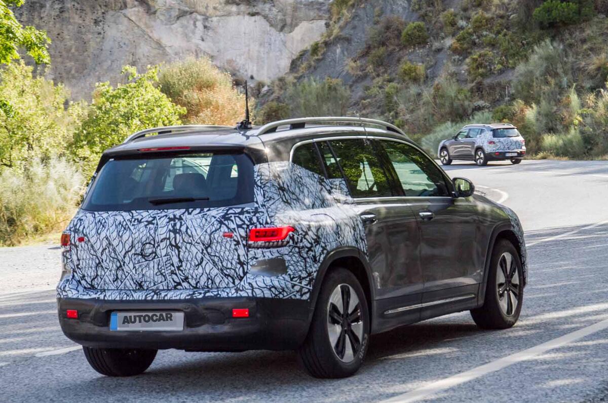 New Mercedes EQB spyshots