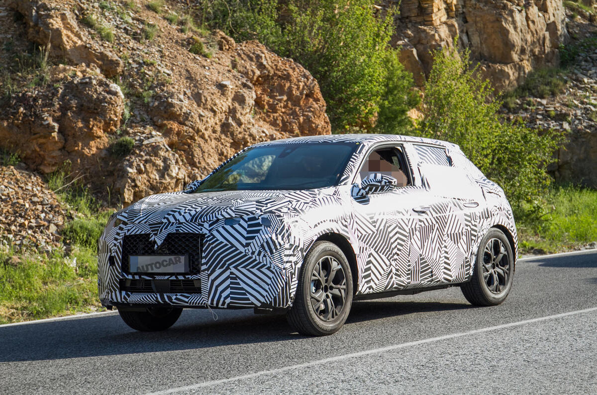 2019 DS 3 Crossback: new pictures of 'pivotal' premium crossover