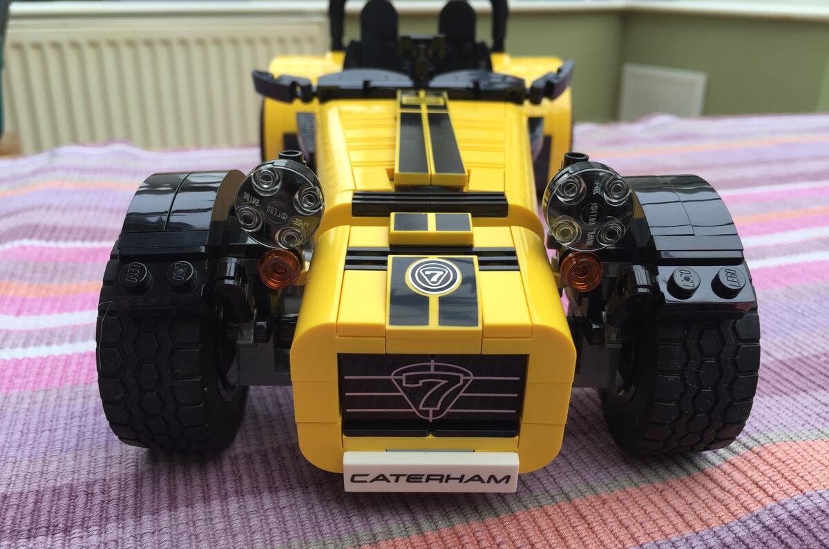 We test the Caterham Seven 620R... in Lego