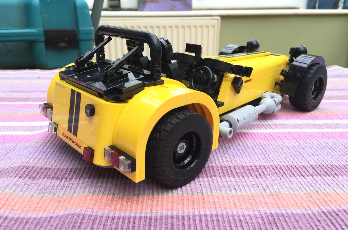 We test the Caterham Seven 620R... in Lego