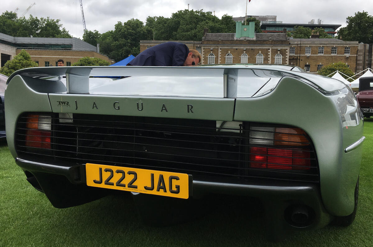 1992 Jaguar XJ220