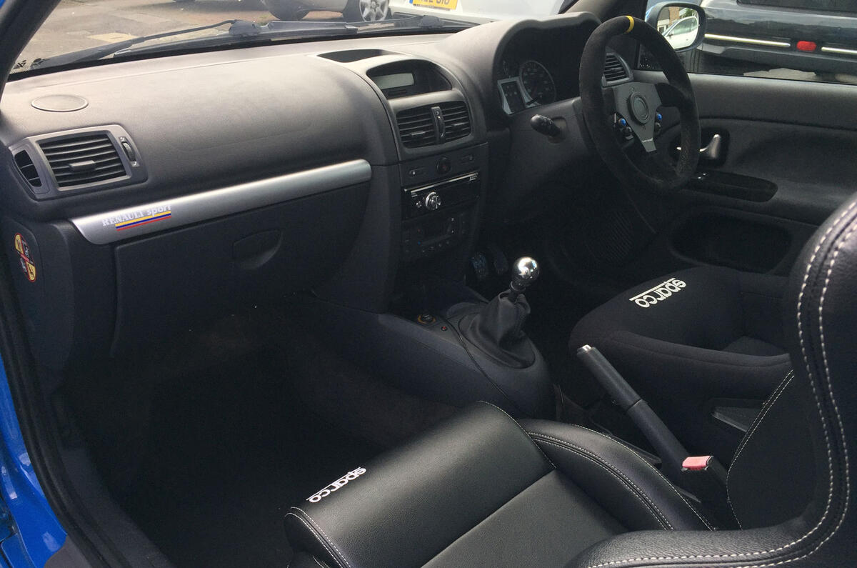 Life with a used Renaultsport Clio 182 – new pics of stripped rear