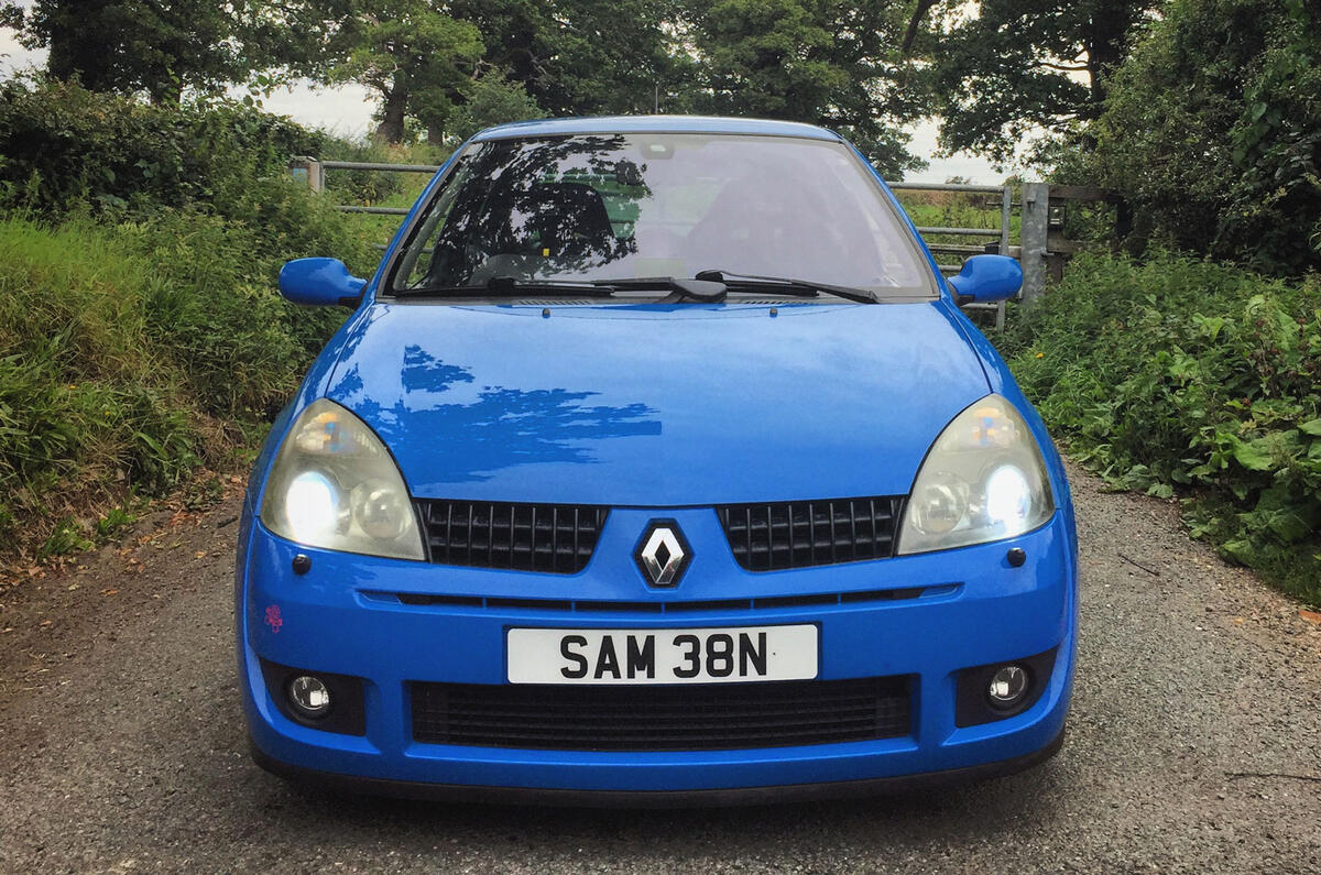Life with a used Renaultsport Clio 182 – new pics of stripped rear