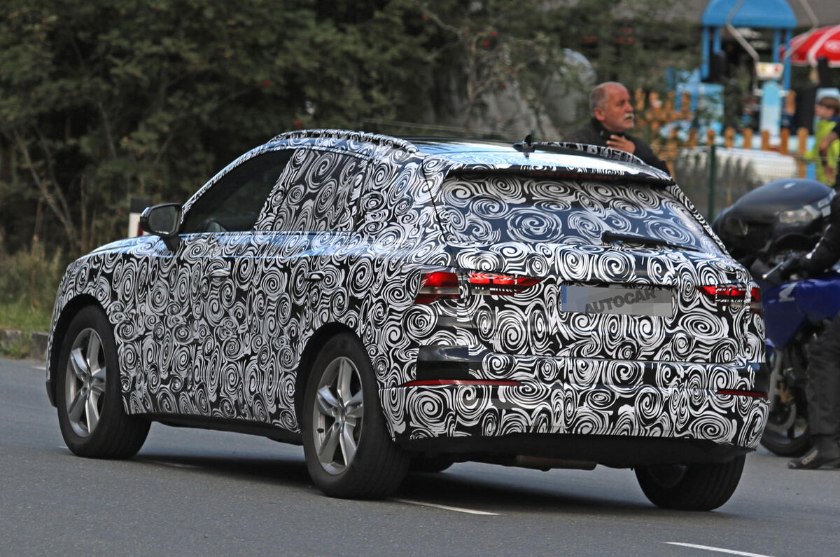 2018 Audi Q3 – new pics of future BMW X1 rival