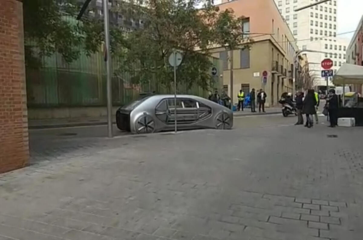 Renault shared mobility concept due at Geneva motor show