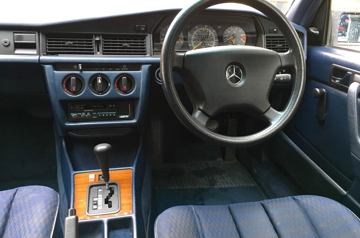 Mercedes 190E
