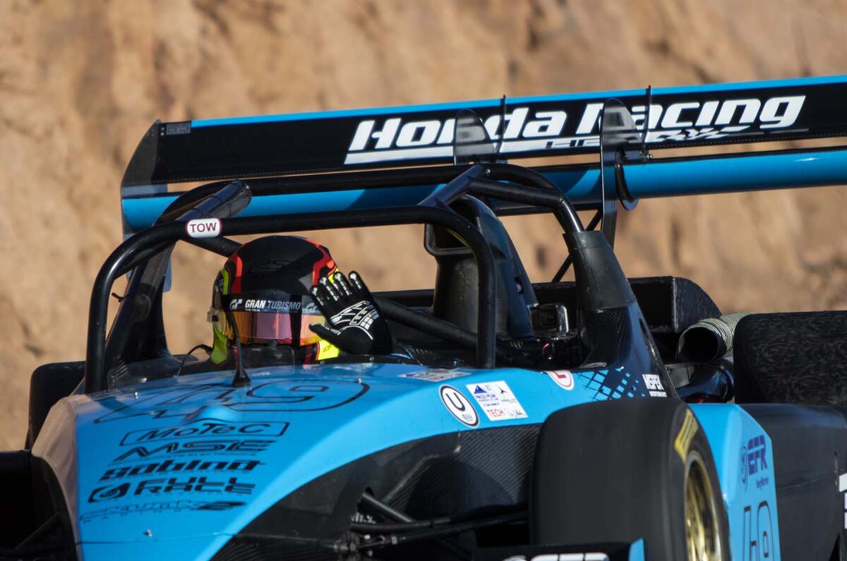 Robin Shute wins at Pikes Peak 2019