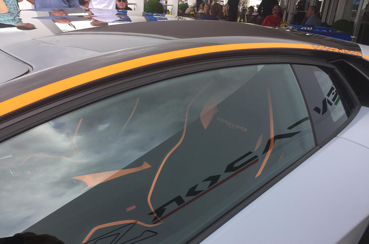 LAMBORGHINI AVENTADOR S: Seat stitching celebrates Goodwood 2017