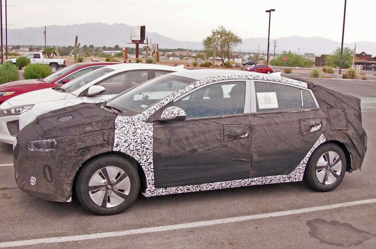 Hyundai Ioniq facelift spyshots side