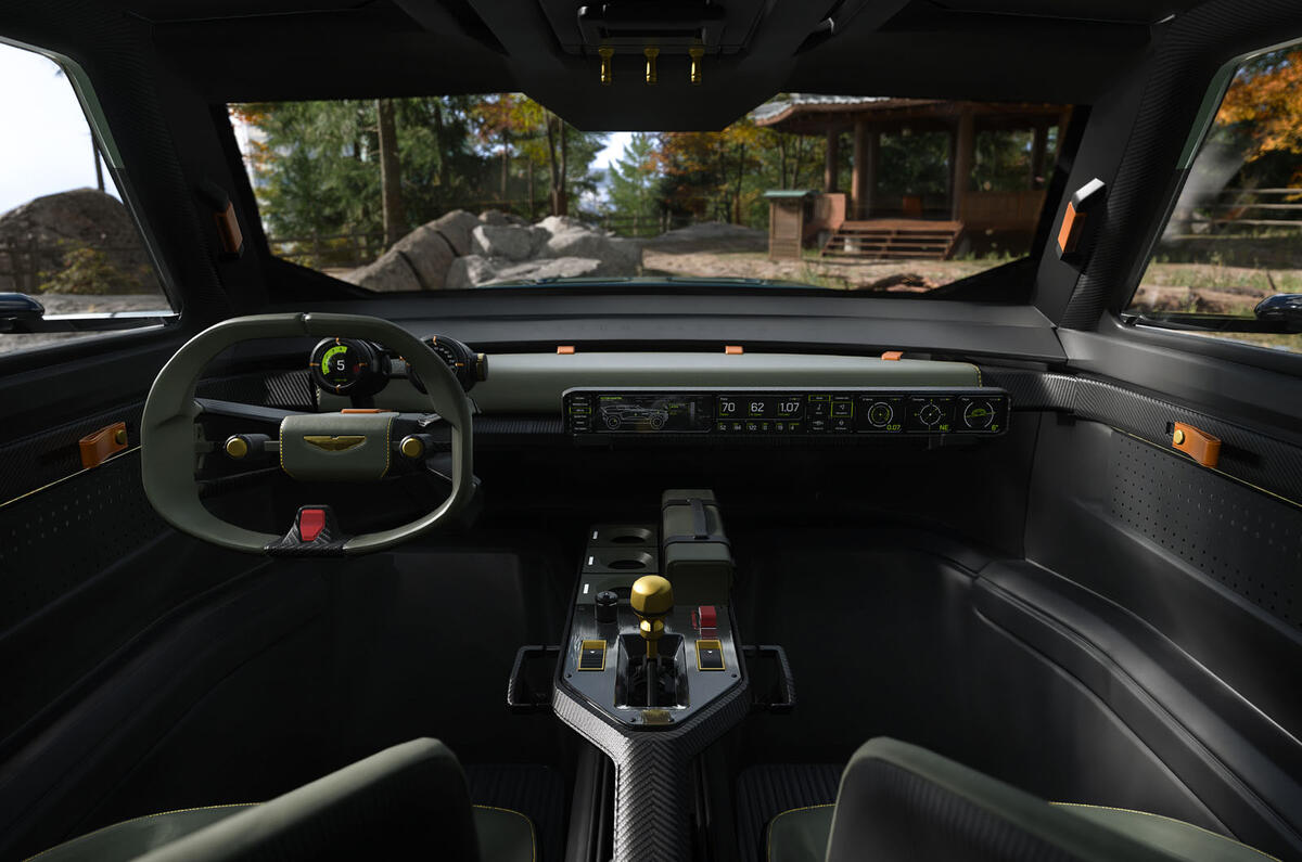 In Game AstonMartin Dreadnought 06