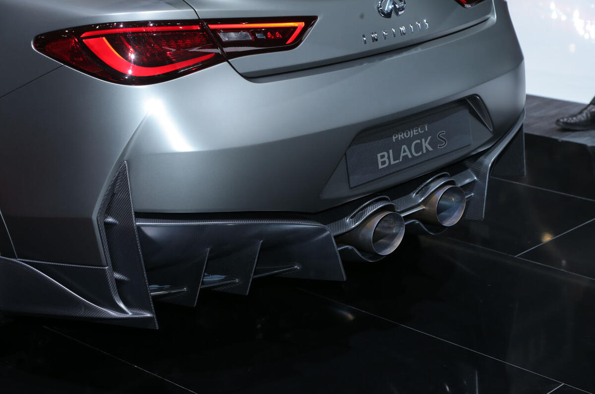 Infiniti Q60 Black S