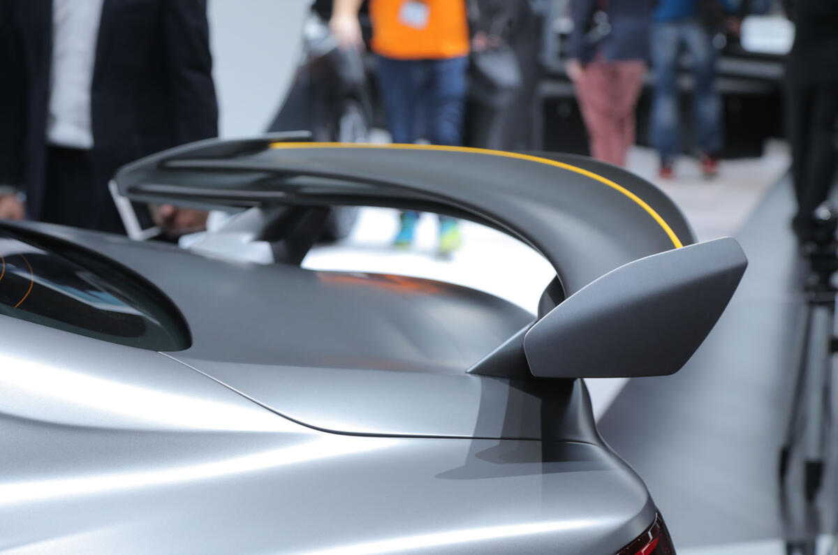 Infiniti Q60 Black S