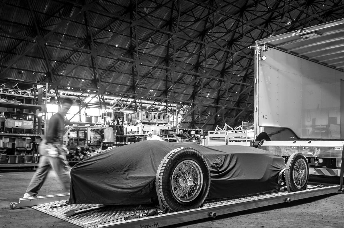 Infiniti Prototype 9 concept Pebble Beach