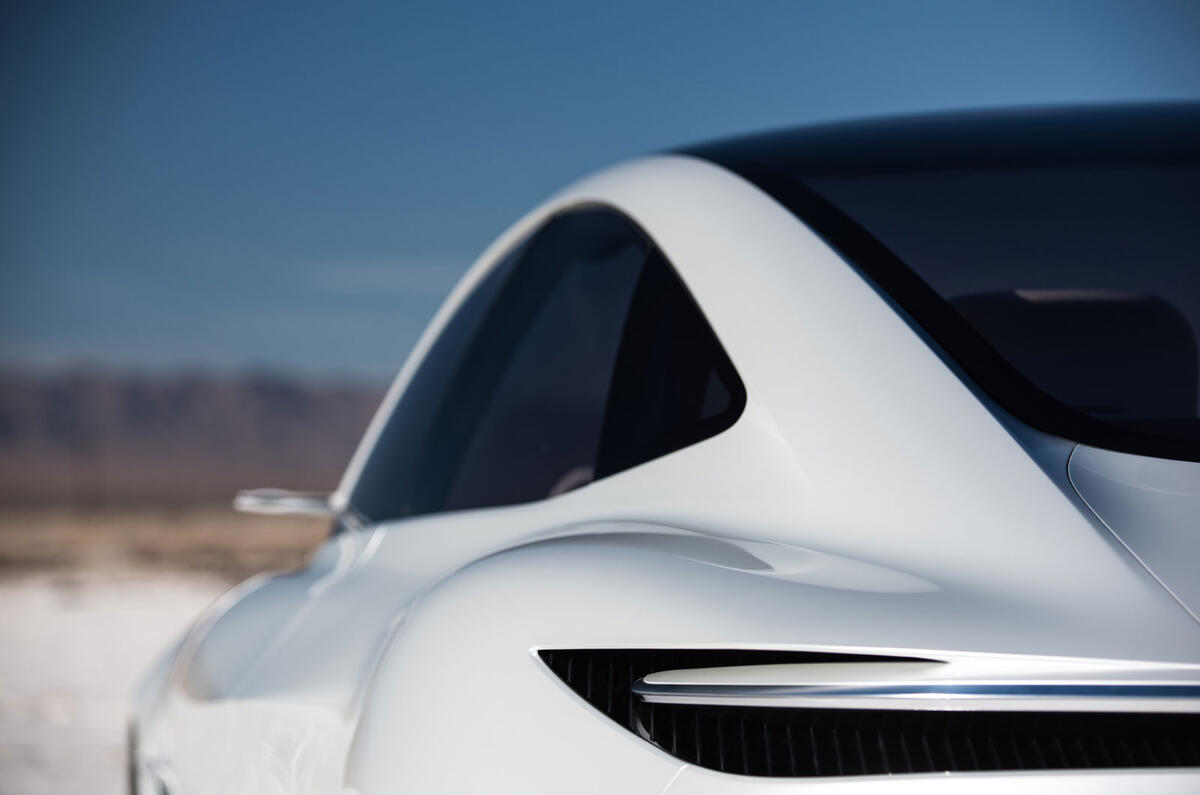 Infiniti Q Inspiration concept shows dramatic new design direction