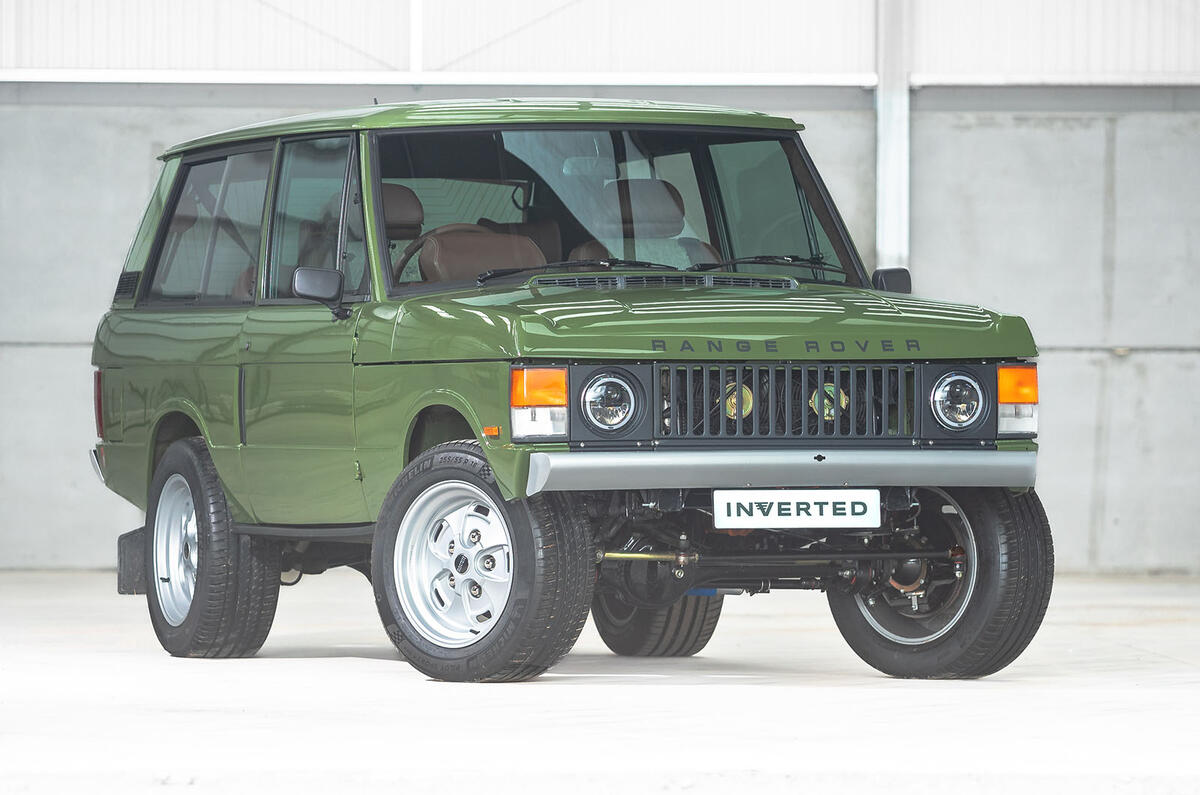 Inverted Range Rover Classic front three quarter static Inverted Range Rover Classic front three quarter static