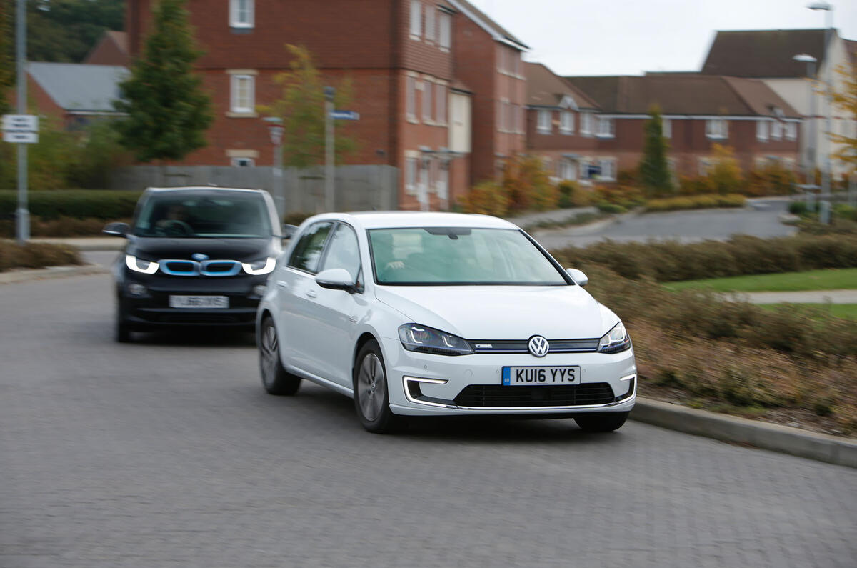 Hyundai Ioniq, Volkswagen E-Golf, BMW i3 vs Nissan Leaf - electric vehicle group test