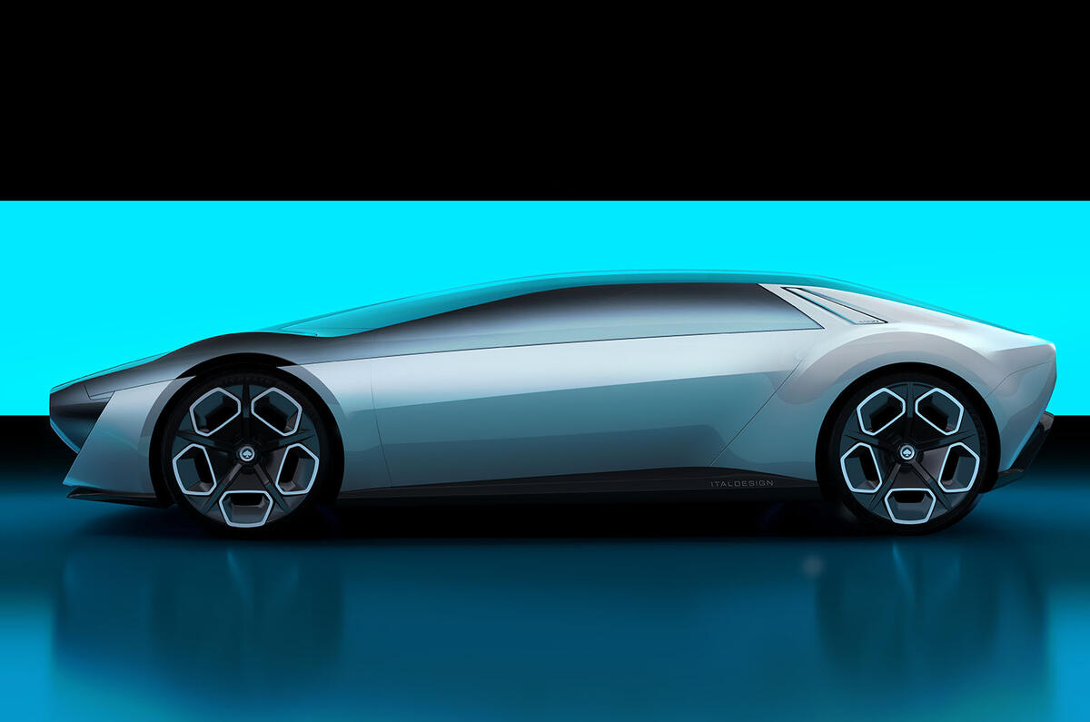 Italdesign Asso di Picche In Movimento side
