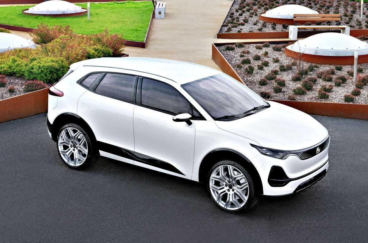 Izera Z100 2020 front quarter render high