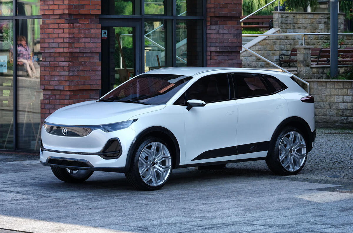 Izera Z100 2020 front quarter render