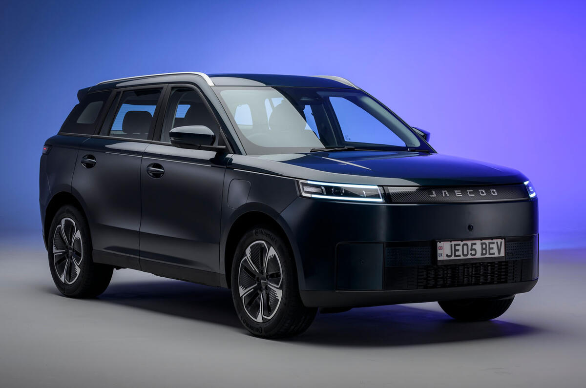 Jaecoo E5 static front quarter Jaecoo E5 static front quarter