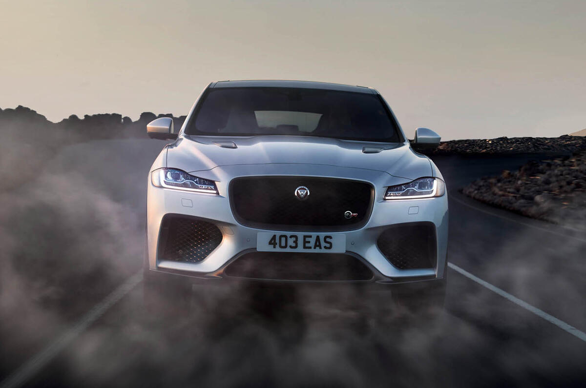 Jaguar F-Pace SVR
