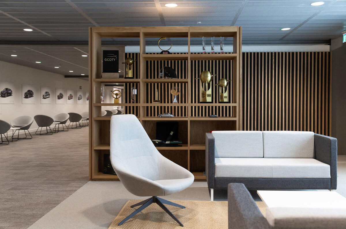 Jaguar design studio library