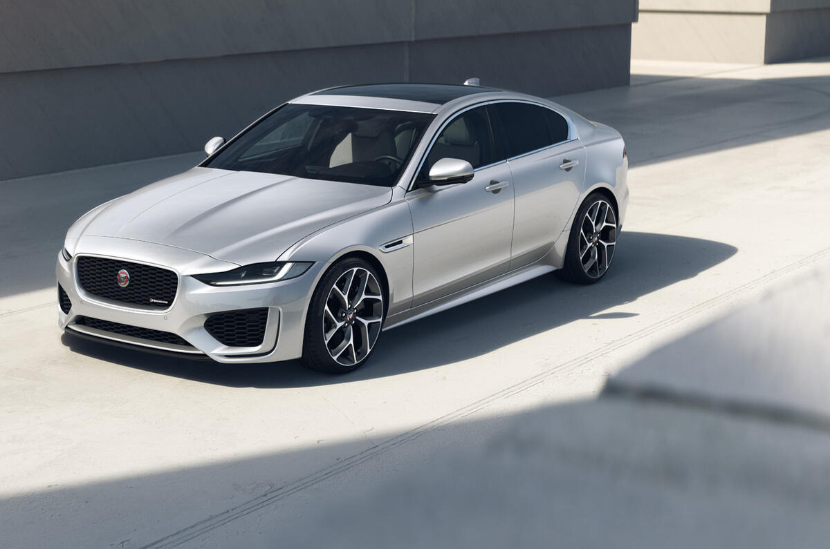 Jag XE 22MY 01 R Dynamic HSE Front 3 4 250821