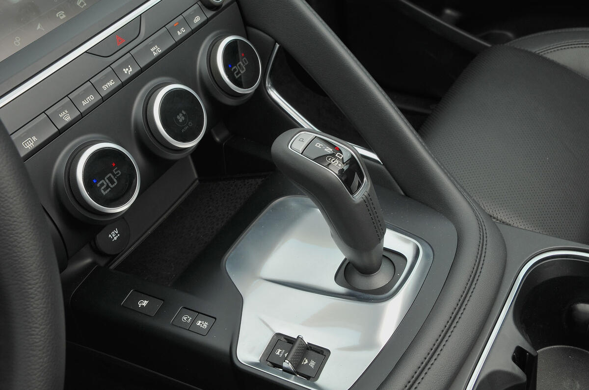 First ride: Jaguar E-Pace centre console