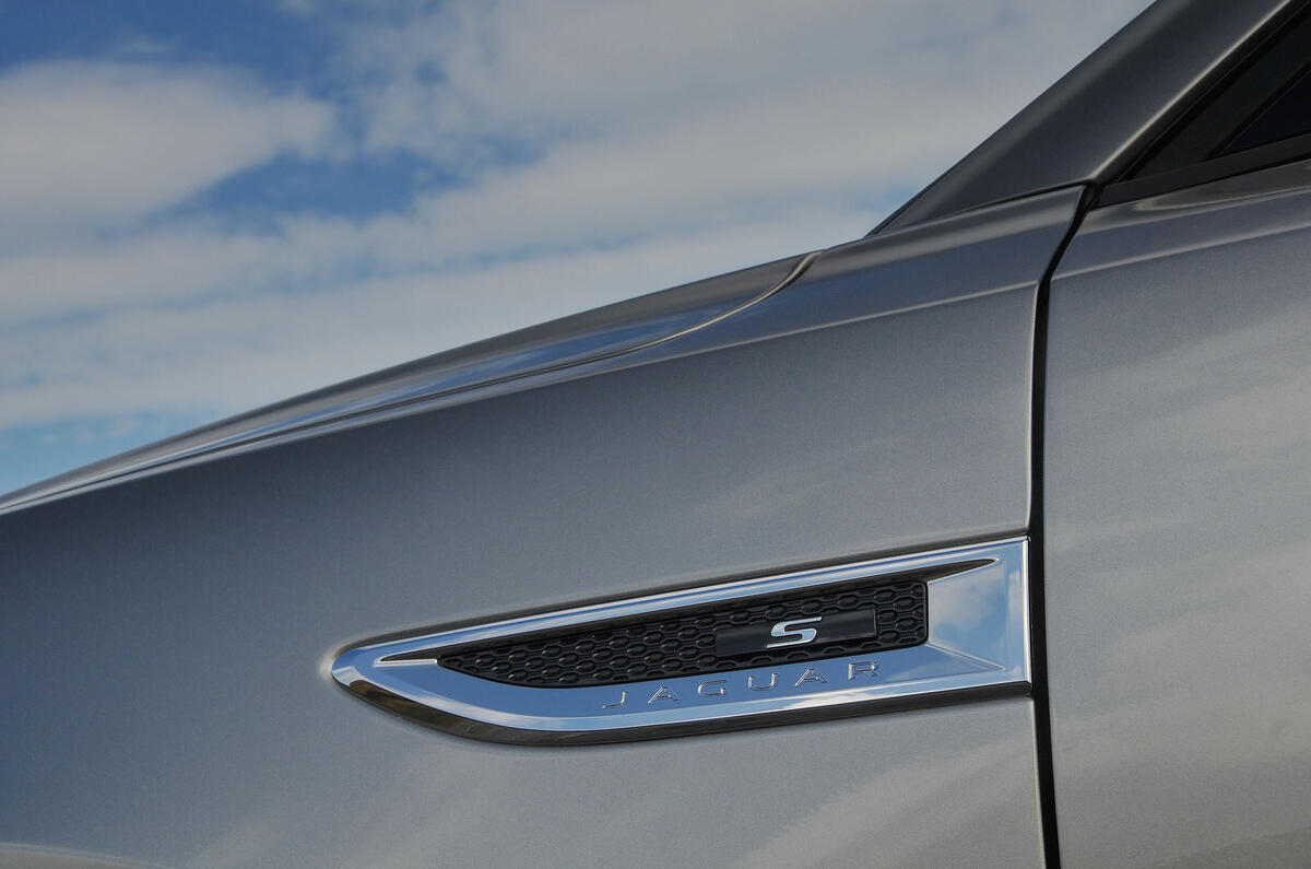 First ride: Jaguar E-Pace side vents