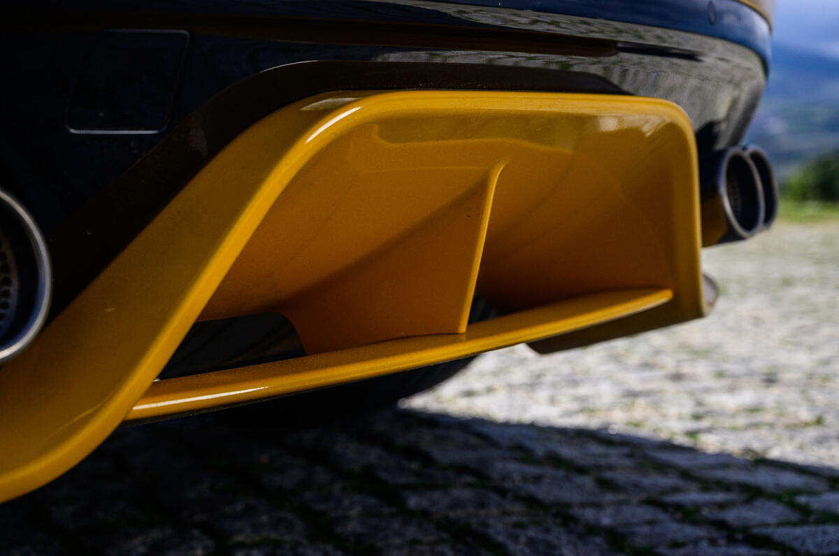 Jaguar F Type 2020 exhausts Jaguar F Type 2020 exhausts