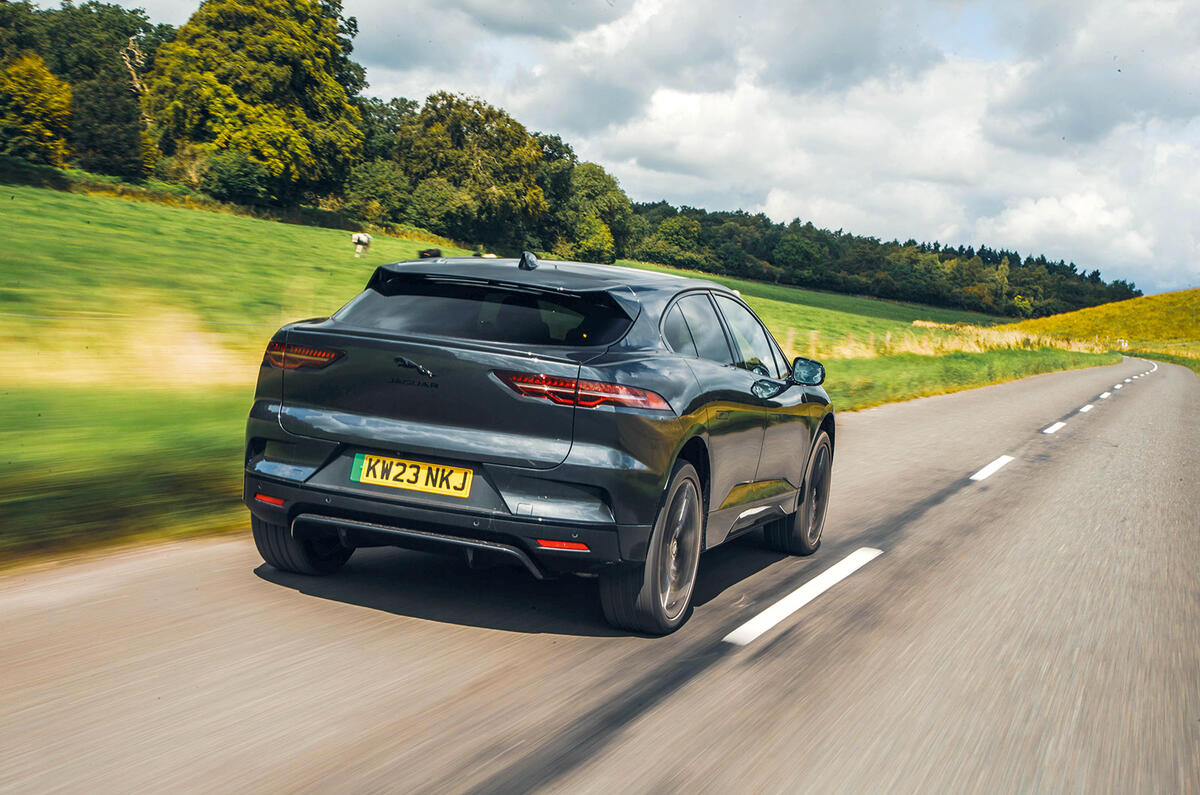 jaguar i pace 2023 rt jh 4 jaguar i pace 2023 rt jh 4