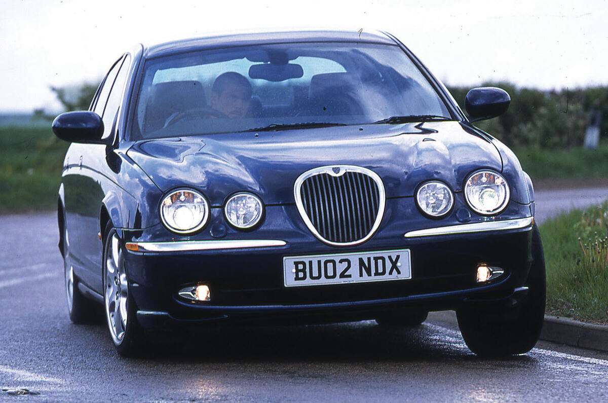 Jaguar S Type 4.0 front three quarter