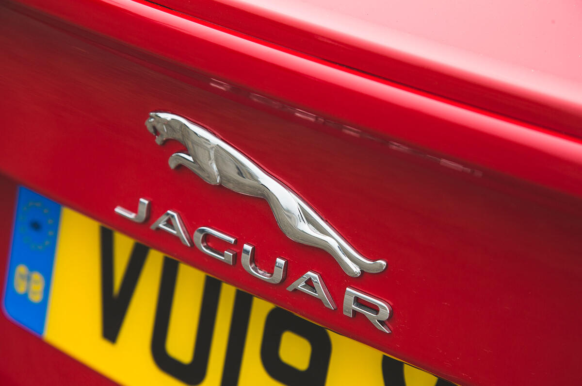 Jaguar XE badge Jaguar XE badge