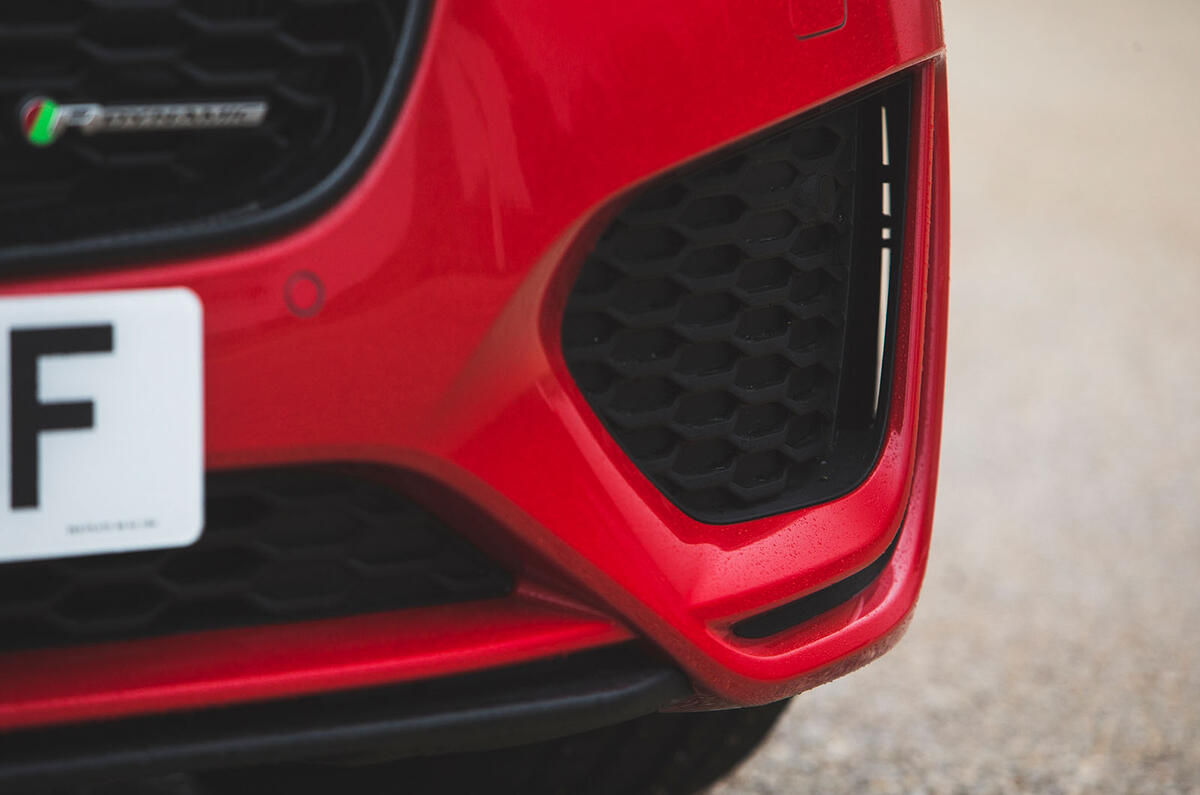 Jaguar XE vents detail Jaguar XE vents detail