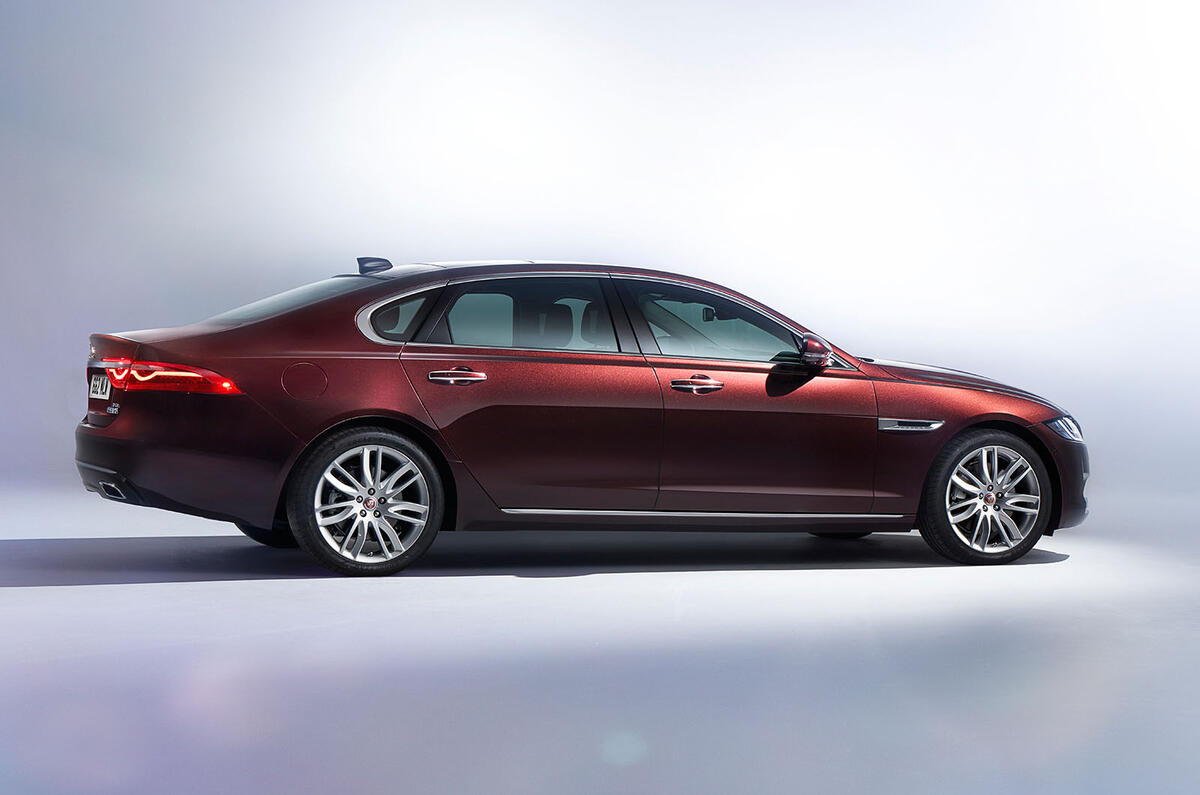 Jaguar XFL