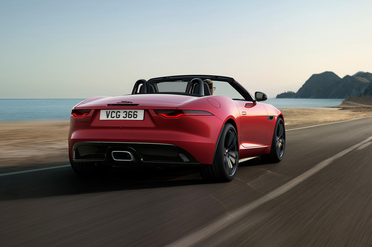 Jaguar F Type R Dynamic Black 2