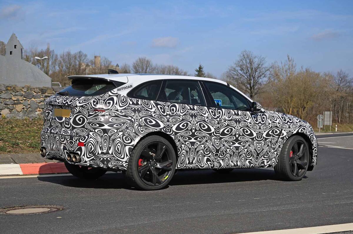 Jaguar F-Pace SVR facelift spyshot - side
