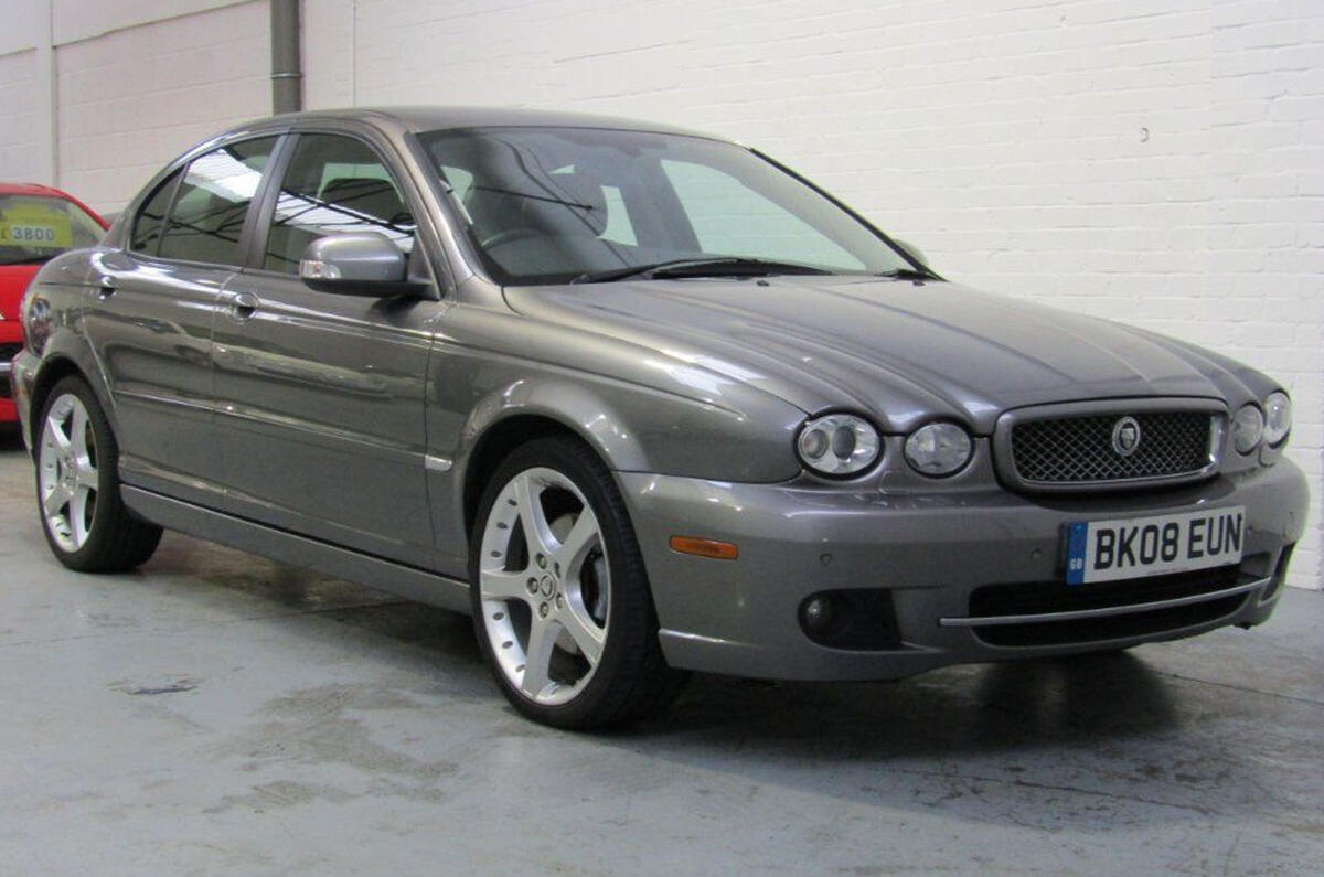 Jaguar X-Type