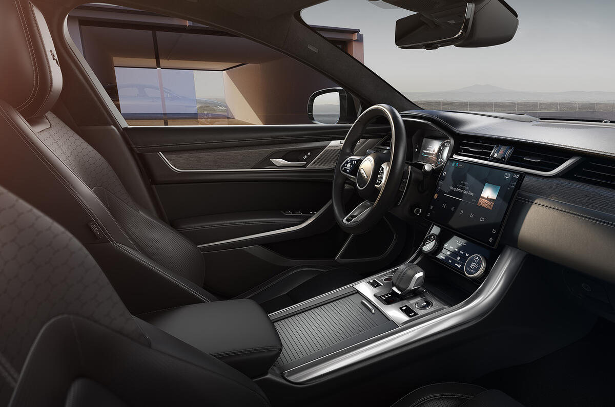 Jaguar XF 23MY 300 SPORT Interior Side View 260422
