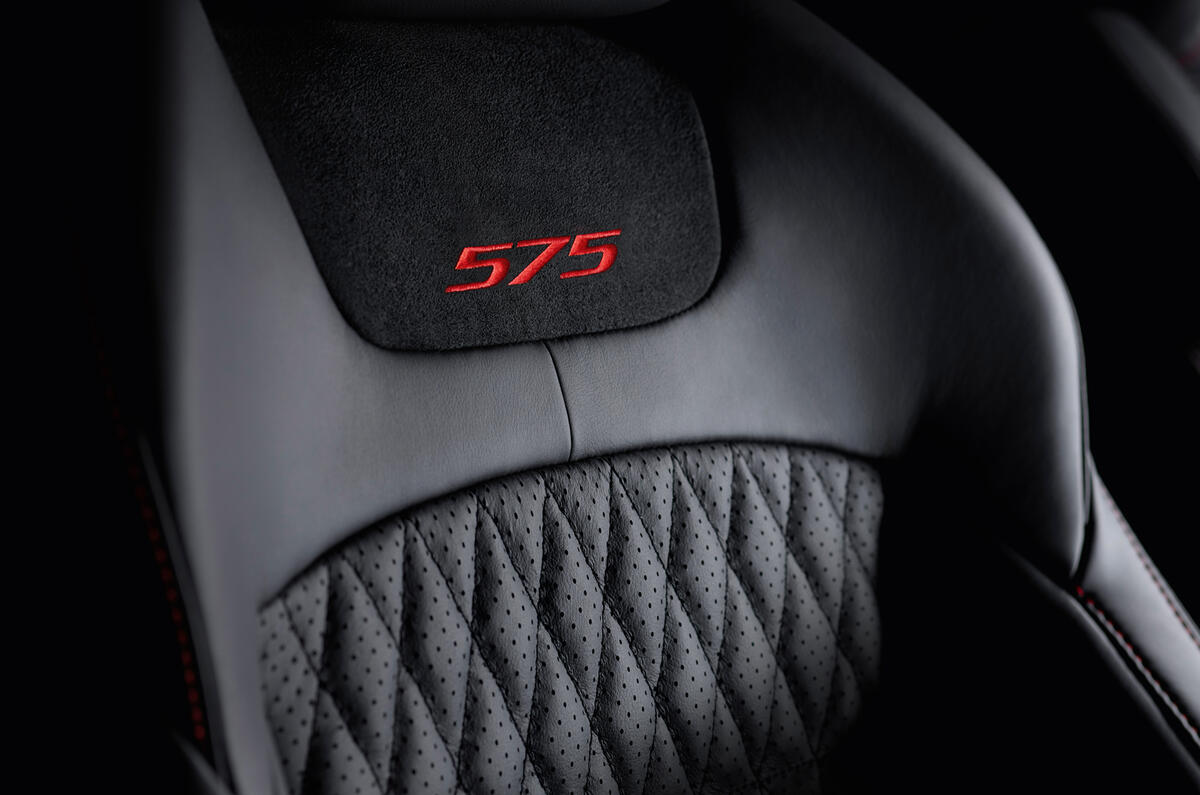 Hot Jaguar XJR575 revealed as most powerful model in range