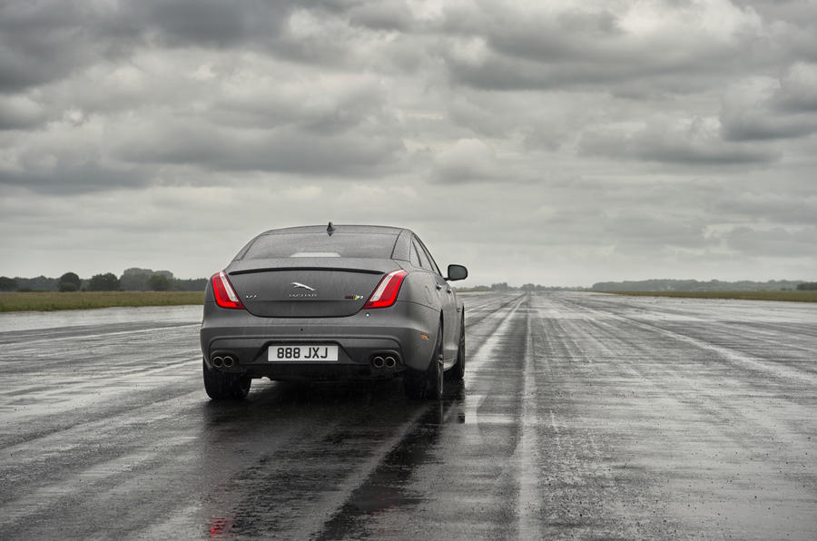 Hot Jaguar XJR575 revealed as brand's most powerful ...